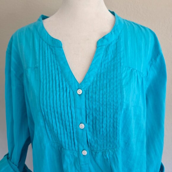 The Vermont Country Store Plus 2X Pintuck Tunic Top Cotton Aqua Roll Tab Sleeve - Picture 2 of 7